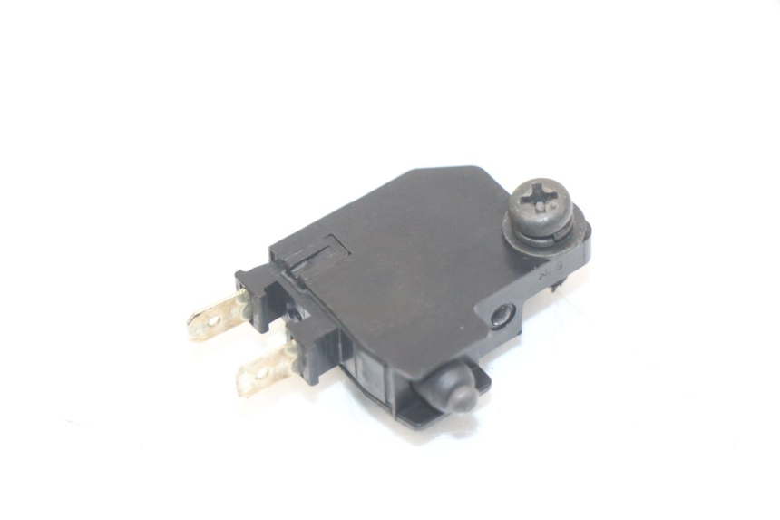 photo de CONTACTEUR FEU STOP DROIT HONDA INTEGRA NC D 750 (2016 - 2018)