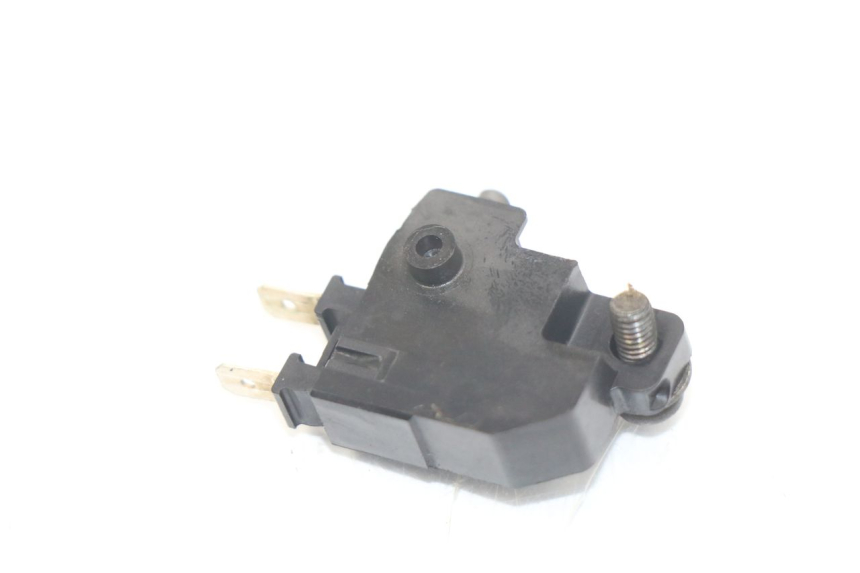 photo de CONTACTEUR FEU STOP DROIT HONDA INTEGRA NC D 750 (2016 - 2018)