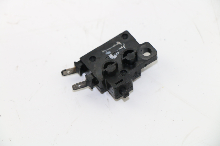 photo de CONTACTEUR FEU STOP DROIT HONDA SH 300 (2011)