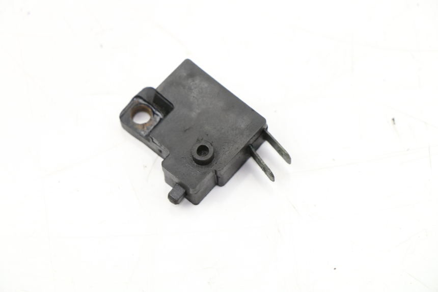 photo de CONTACTEUR FEU STOP DROIT HYOSUNG COMET GT 125 (2002 - 2007)