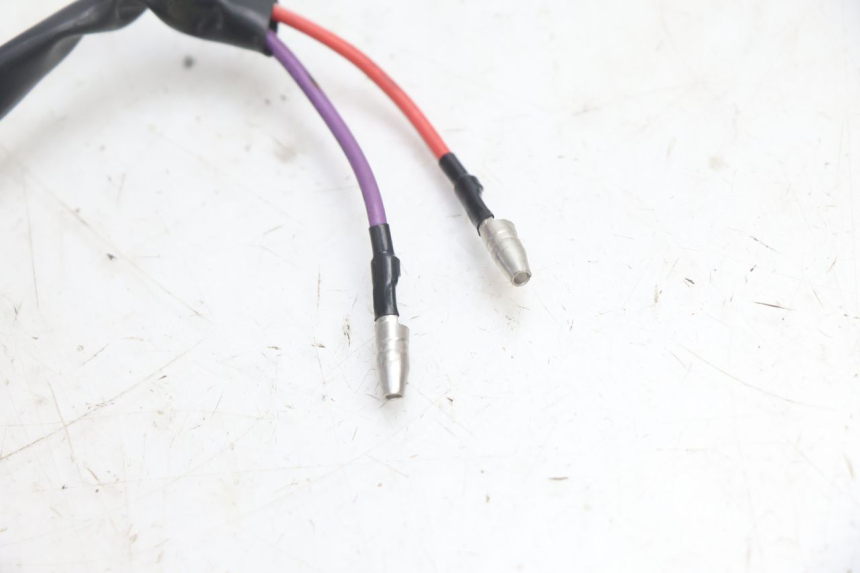 photo de CONTACTEUR FEU STOP DROIT RIDE JUMP 2T 50 (2012 - 2017) - Autre angle de vue