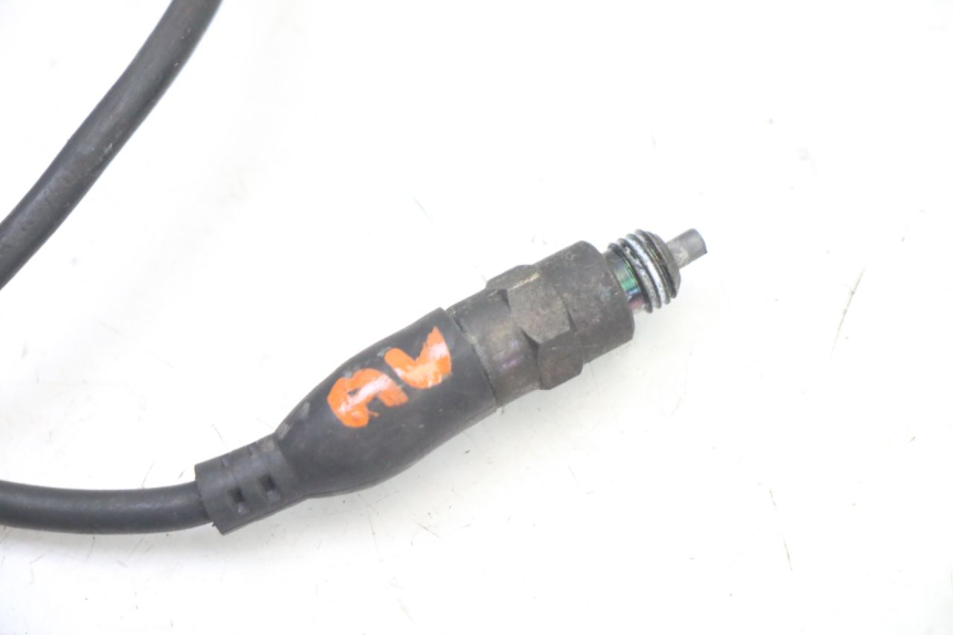 photo de CONTACTEUR FEU STOP DROIT BMW K 75 RT 750 (1989 - 1997)