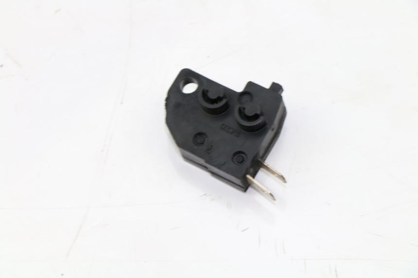 photo de CONTACTEUR FEU STOP DROIT KAWASAKI VERSYS ABS 650 (2006 - 2010)