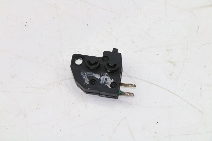 photo de CONTACTEUR FEU STOP DROIT KAWASAKI KVF EPS 4X4 BRUTE FORCE 750 (2012 - 2017) - Zoom état d’usage