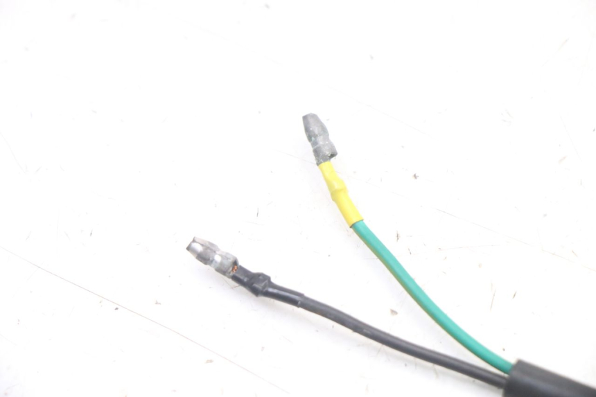 photo de CONTACTEUR FEU STOP DROIT KYMCO PEOPLE S 125 (2000 - 2008)