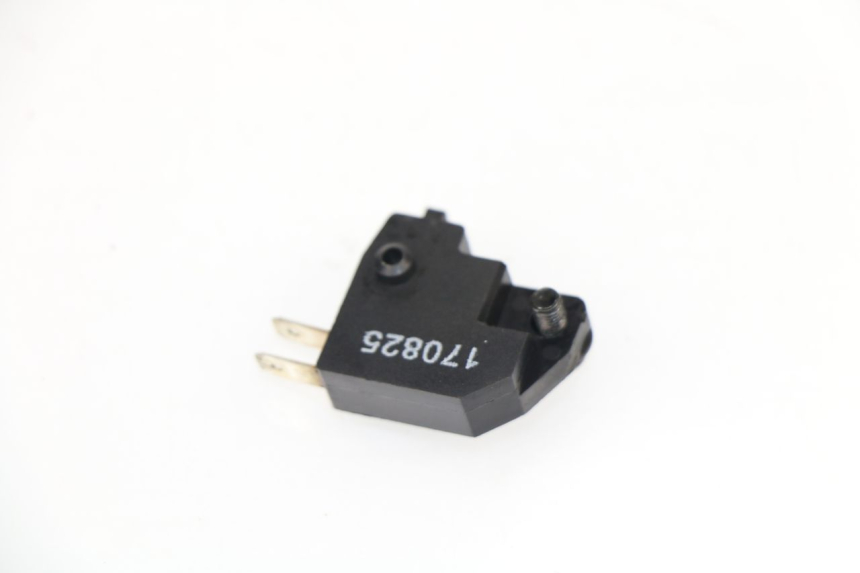 photo de CONTACTEUR FEU STOP DROIT KYMCO SUPER 8 4T 50 (2018 - 2020)