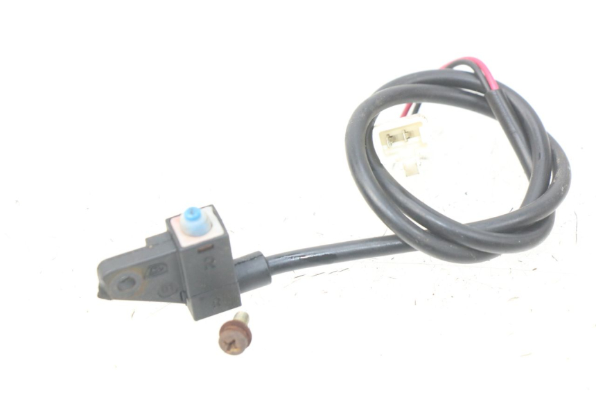 photo de CONTACTEUR FEU STOP DROIT VENESI LOWIGI RETRO JJ50QT-3 50 (2020 - 2022)