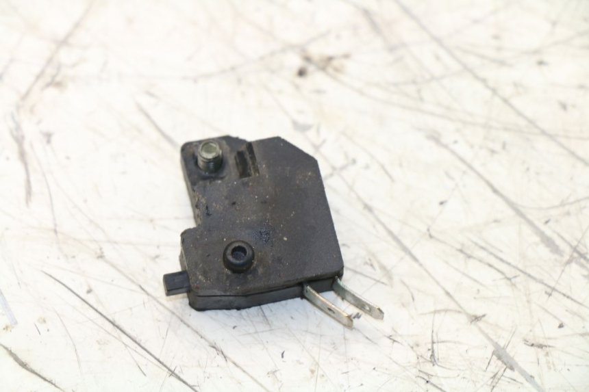 photo de CONTACTEUR FEU STOP DROIT ZNEN NEW ROLANDO 50 (2010 - 2020)