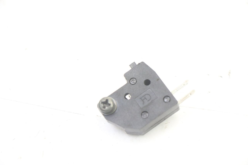 photo de CONTACTEUR FEU STOP DROIT SYM ORBIT III 3 4T 50 (2021 - 2025)