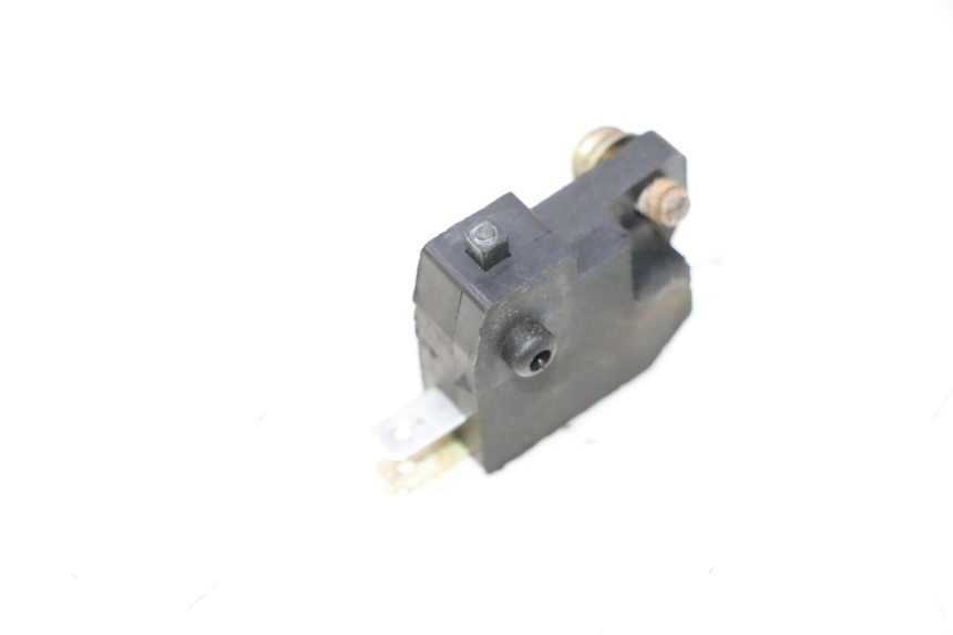 photo de CONTACTEUR FEU STOP DROIT IMF INDUSTRIE PACH 2T 50 (2009 - 2013) - Autre angle de vue