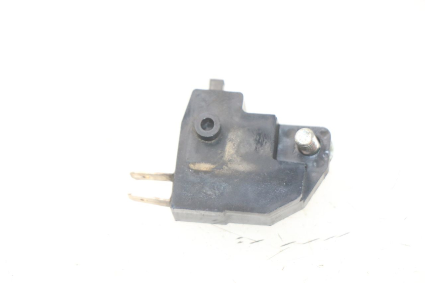 photo de CONTACTEUR FEU STOP DROIT PEUGEOT SATELIS 300 (2012 - 2015)
