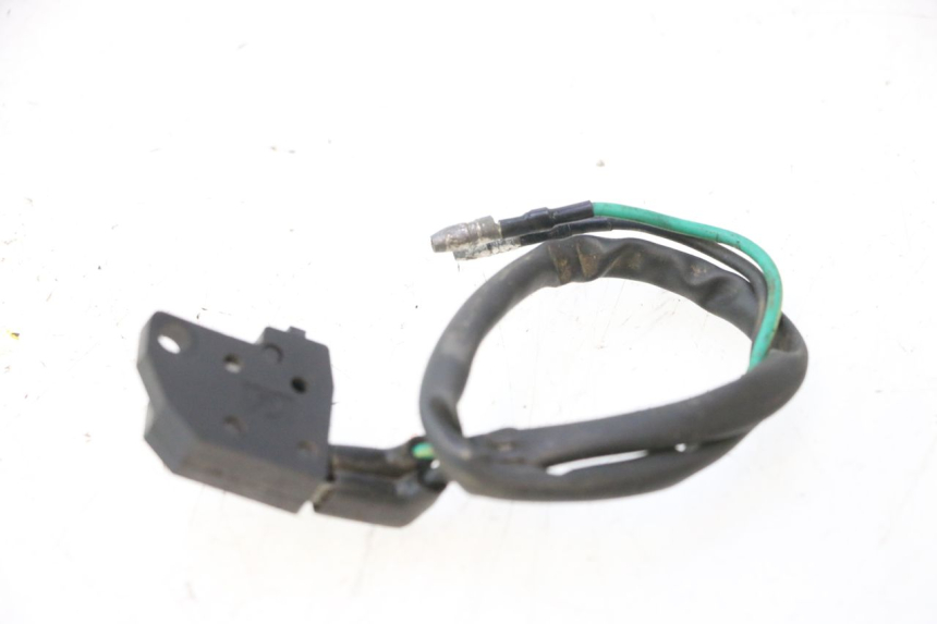 photo de CONTACTEUR FEU STOP DROIT TNT MOTOR ROMA 10' 2T 50 (2011 - 2018) - Zoom état d’usage