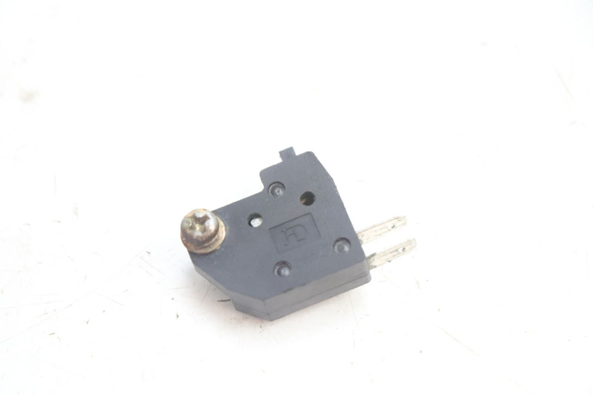 photo de CONTACTEUR FEU STOP DROIT TNT MOTOR ROMA 12' 2T 50 (2007 - 2018) - Vue principale