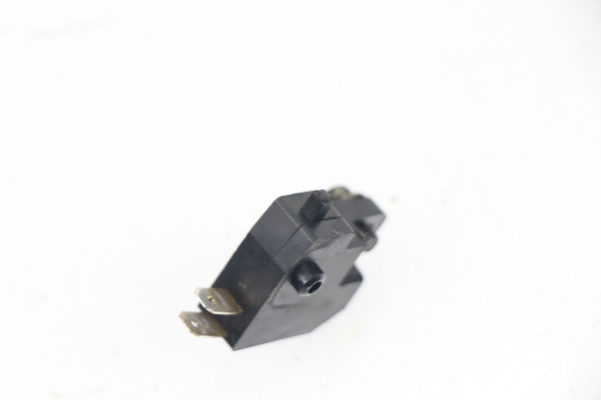 photo de CONTACTEUR FEU STOP DROIT PEUGEOT STREETZONE 2T 50 (2014 - 2019)