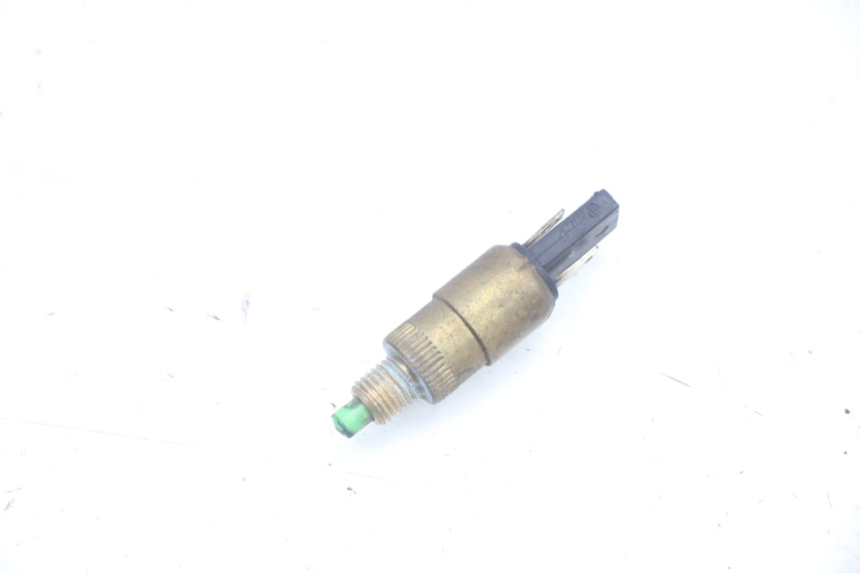photo de CONTACTEUR FEU STOP DROIT PIAGGIO SUPER LX 125 (2000 - 2003)