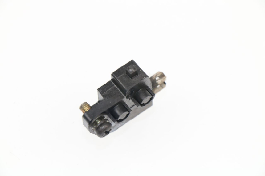 photo de CONTACTEUR FEU STOP DROIT SUZUKI GSR 600 (2005 - 2012)