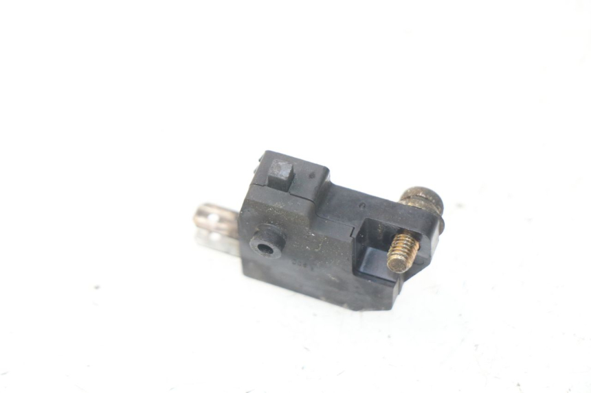 photo de CONTACTEUR FEU STOP DROIT SUZUKI GSX-F GSXF 600 (1998 - 2004)