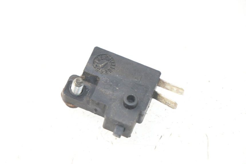 photo de CONTACTEUR FEU STOP DROIT SYM GTS EFI ABS 125 (2012 - 2016)