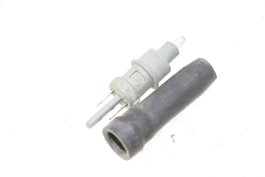 photo de CONTACTEUR FEU STOP DROIT PEUGEOT TKR TREKKER FURIOUS 50 (2005 - 2014) - Vue principale