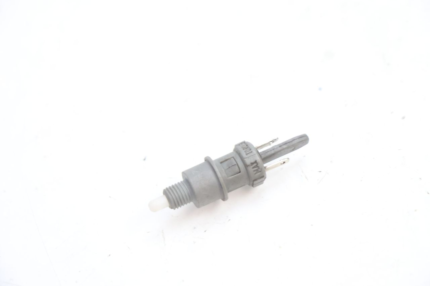 photo de CONTACTEUR FEU STOP DROIT PEUGEOT TREKKER 50 (1995 - 2004) - Vue principale