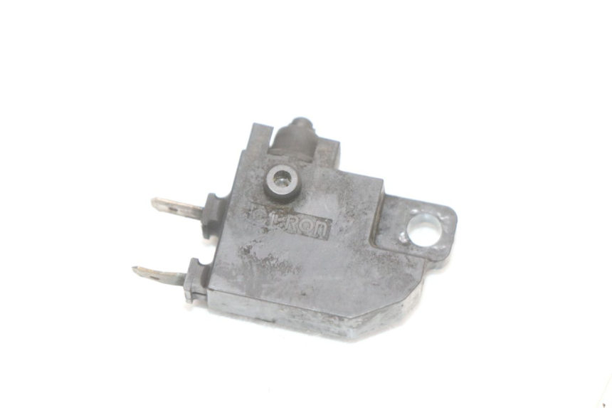 photo de CONTACTEUR FEU STOP DROIT YAMAHA XMAX X-MAX ABS 125 (2017 - 2020)