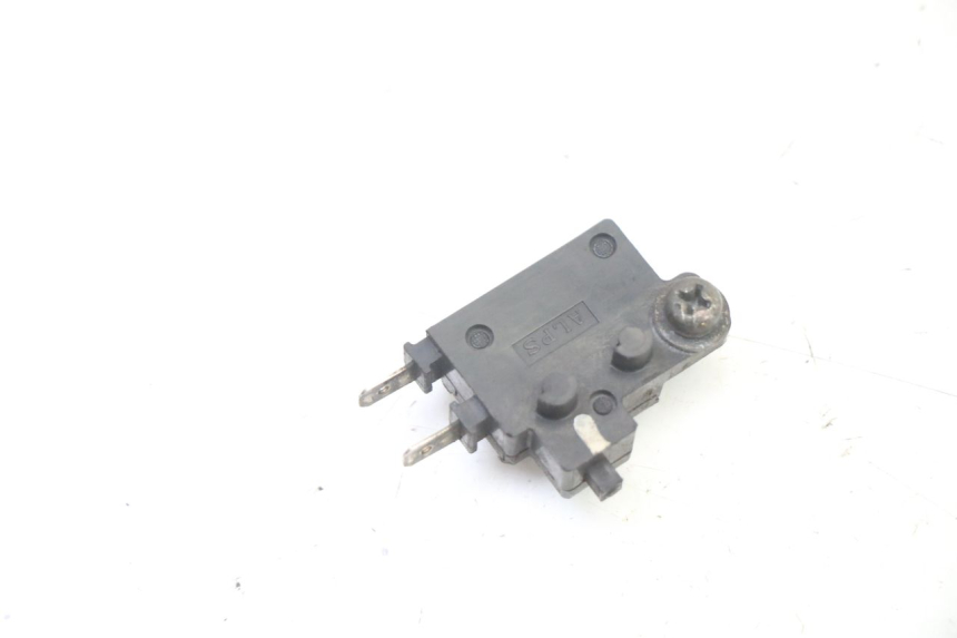 photo de CONTACTEUR FEU STOP DROIT HONDA XLV VARADERO 125 (2000 - 2006)