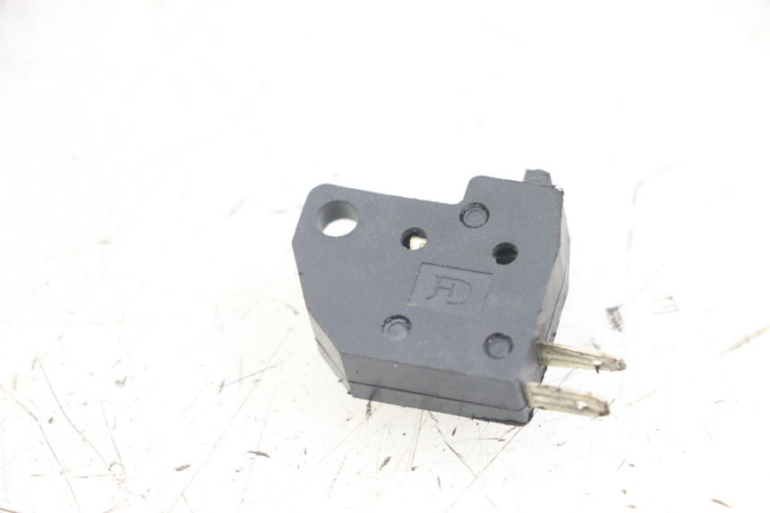 photo de CONTACTEUR FEU STOP DROIT FANTIC XM PERFORMANCE 2T 50 (2021 - 2022)