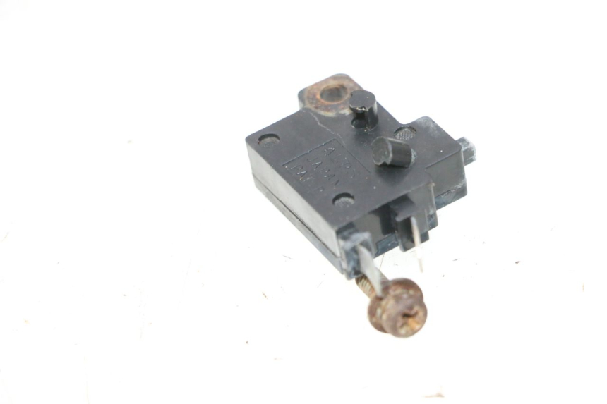 photo de CONTACTEUR FEU STOP DROIT HONDA XRV AFRICA TWIN 750 (1990 - 1992) - Vue principale