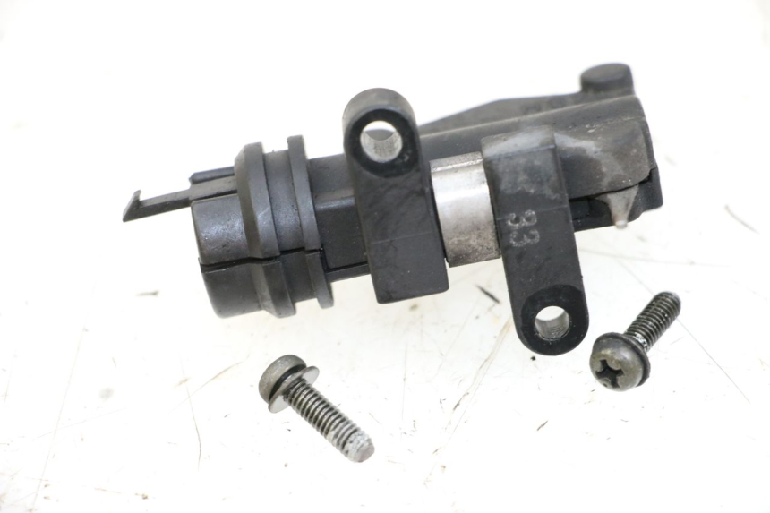 photo de CONTACTEUR FEU STOP DROIT YAMAHA XJ600 XJ DIVERSION 600 (1992 - 1997)