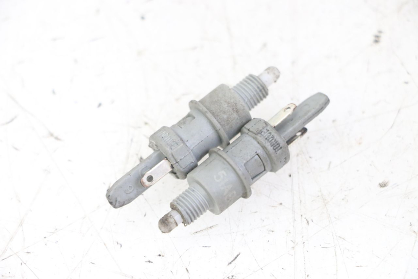 photo de CONTACTEUR FEU STOP PEUGEOT ELYSTAR 125 (2002 - 2007)