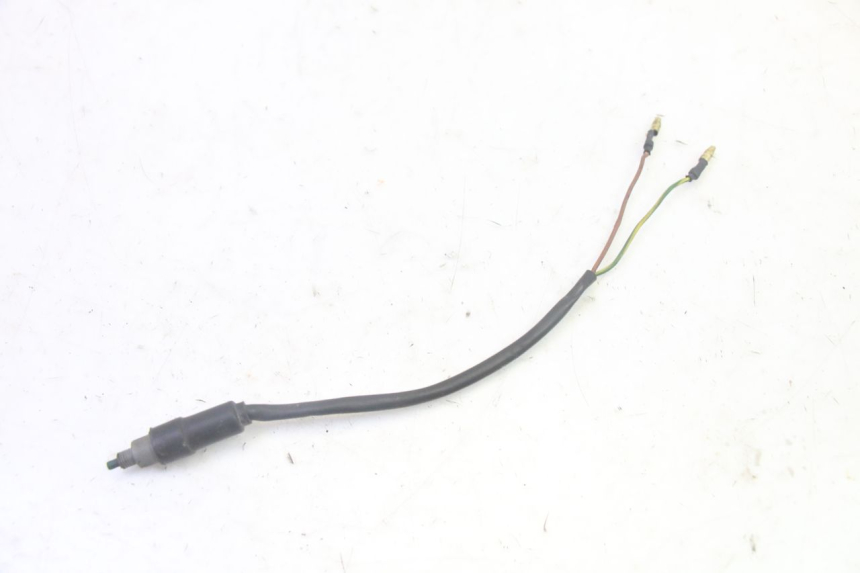 photo de CONTACTEUR FEU STOP GAUCHE MBK BOOSTER SPIRIT 50 (2004 - 2017) - Zoom état d’usage