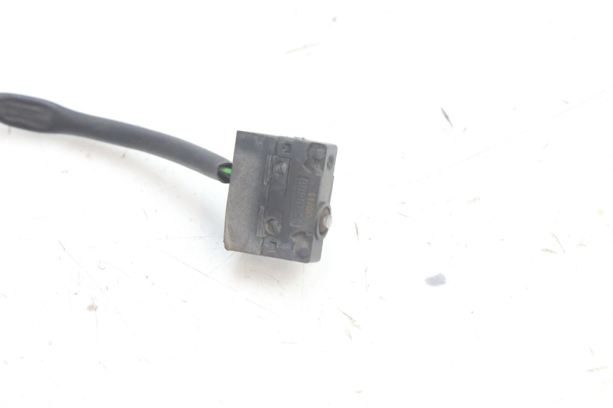 photo de CONTACTEUR FEU STOP GAUCHE BMW C1 125 (2000 - 2003) - Détail de la pièce