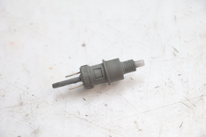 photo de CONTACTEUR FEU STOP GAUCHE PEUGEOT LUDIX 50 (2005 - 2007) - Détail de la pièce