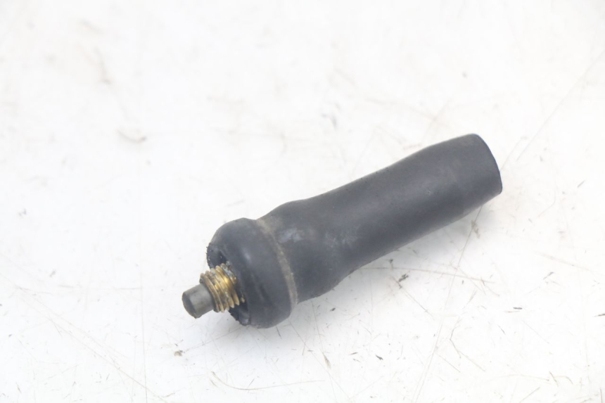 photo de CONTACTEUR FEU STOP GAUCHE PEUGEOT SPEEDFIGHT 100 (1997 - 2007)