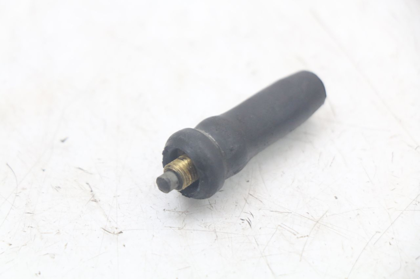 photo de CONTACTEUR FEU STOP GAUCHE PEUGEOT SPEEDFIGHT 100 (1997 - 2007)