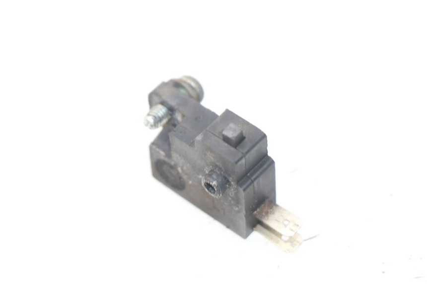 photo de CONTACTEUR FEU STOP GAUCHE SYM GTS EFI ABS 125 (2012 - 2016)