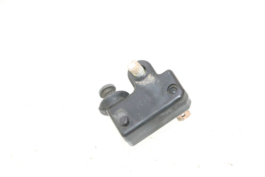 photo de CONTACTEUR FEU STOP GAUCHE YAMAHA XMAX X-MAX 125 (2006 - 2009) - Détail de la pièce