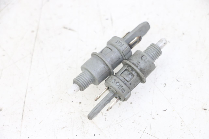 photo de CONTACTEUR FEU STOP PEUGEOT JET FORCE CARBU 50 (2003 - 2016)
