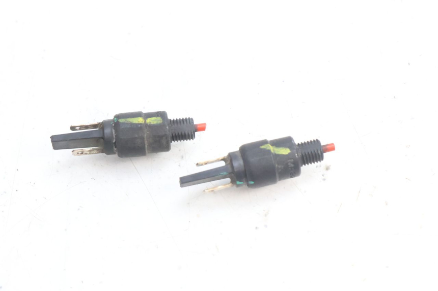 photo de CONTACTEUR FEU STOP PIAGGIO LIBERTY IGET 4T 50 (2021 - 2025) - Détail de la pièce