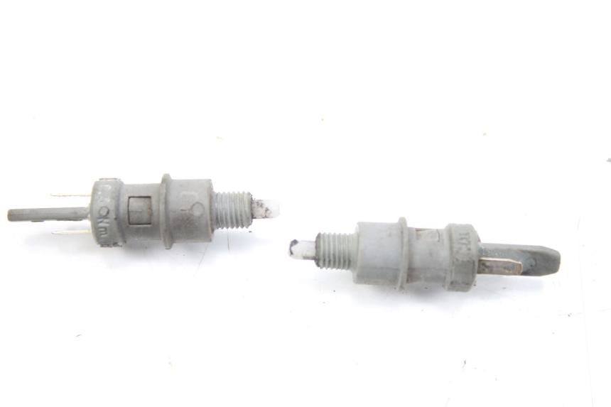 photo de CONTACTEUR FEU STOP PEUGEOT LUDIX 50 (2008 - 2017)