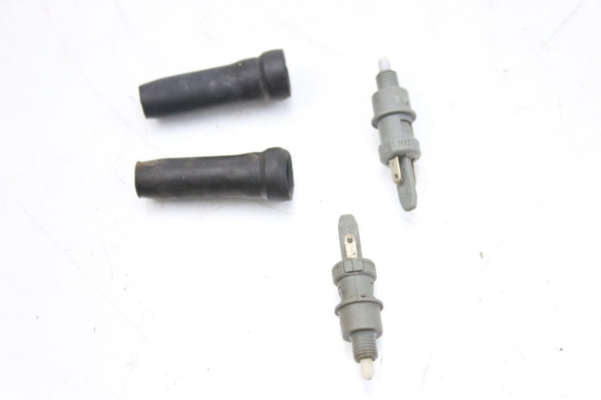 photo de CONTACTEUR FEU STOP PEUGEOT LUDIX 50 (2008 - 2017)