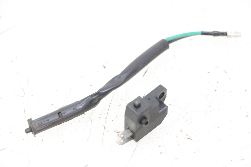 photo de CONTACTEUR FEU STOP SYM ORBIT III 3 4T 50 (2018 - 2021)