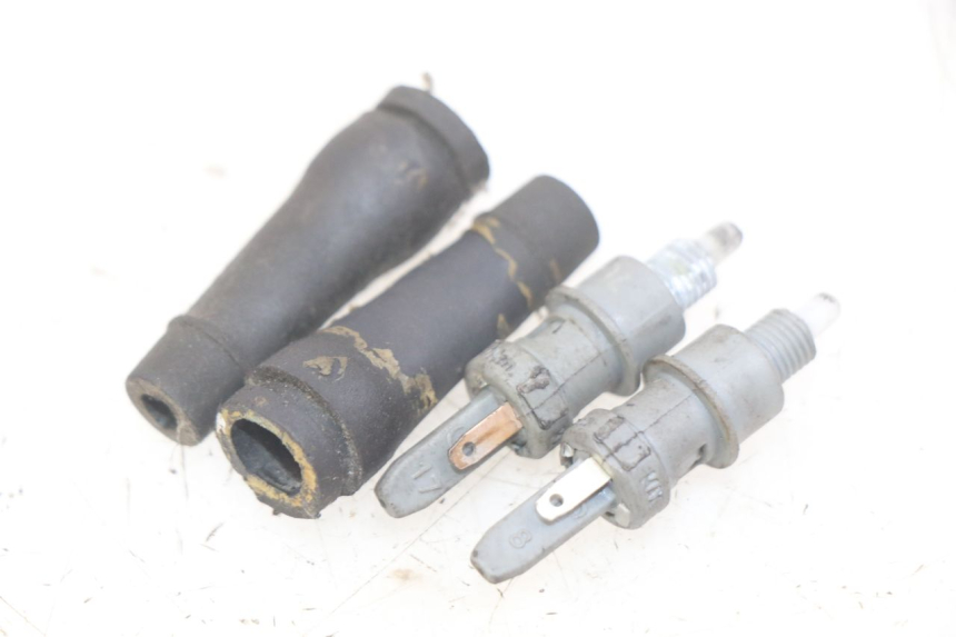 photo de CONTACTEUR FEU STOP PEUGEOT CITYSTAR 2T 50 (2018 - 2021)