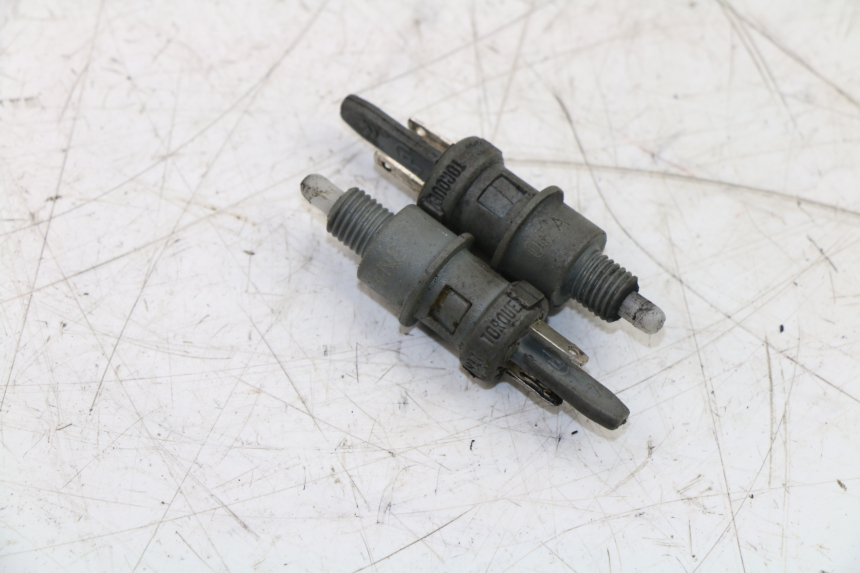 photo de CONTACTEUR FEU STOP PEUGEOT LUDIX PRO 4T 50 (2010 - 2017)