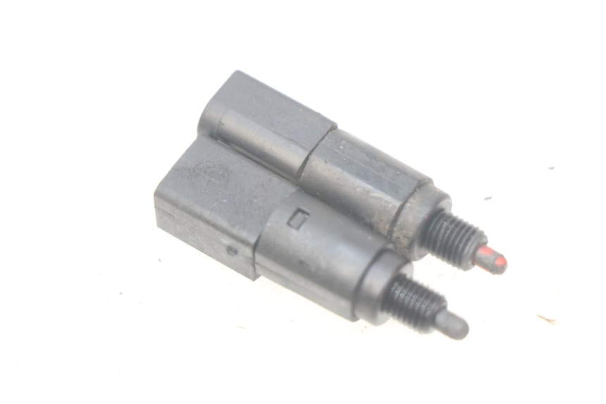 photo de CONTACTEUR FEU STOP PIAGGIO LIBERTY 4T 50 (2004 - 2008)