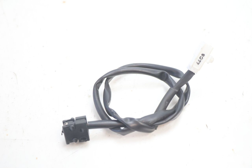photo de CONTACTEUR FEU STOP CAN-AM SPYDER RS 1000 (2008 - 2012) - Autre angle de vue