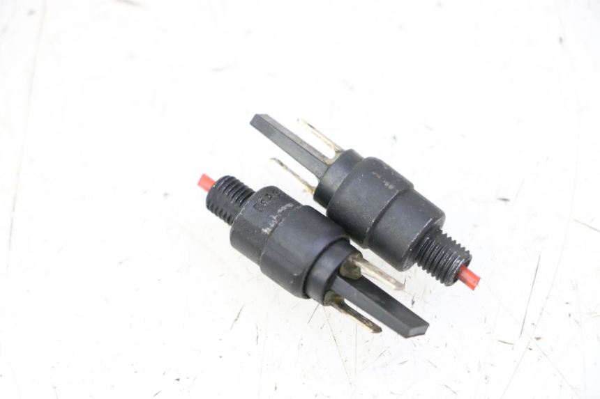 photo de CONTACTEUR FEU STOP APRILIA SXR 50 (2021 - 2023)