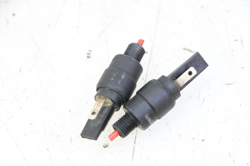 photo de CONTACTEUR FEU STOP APRILIA SXR 50 (2021 - 2023)