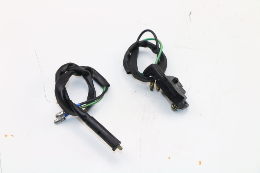 photo de CONTACTEUR FEU STOP WACOX SHENKE 50 (2008 - 2014) - Détail de la pièce