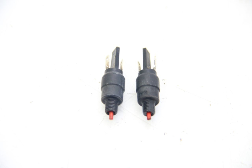 photo de CONTACTEUR FEU STOP PIAGGIO ZIP 4T 50 (2018 - 2020)